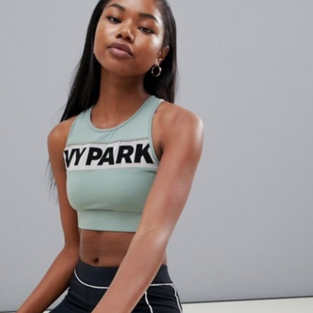 Ivy Park Sports Bra women’s small sage green